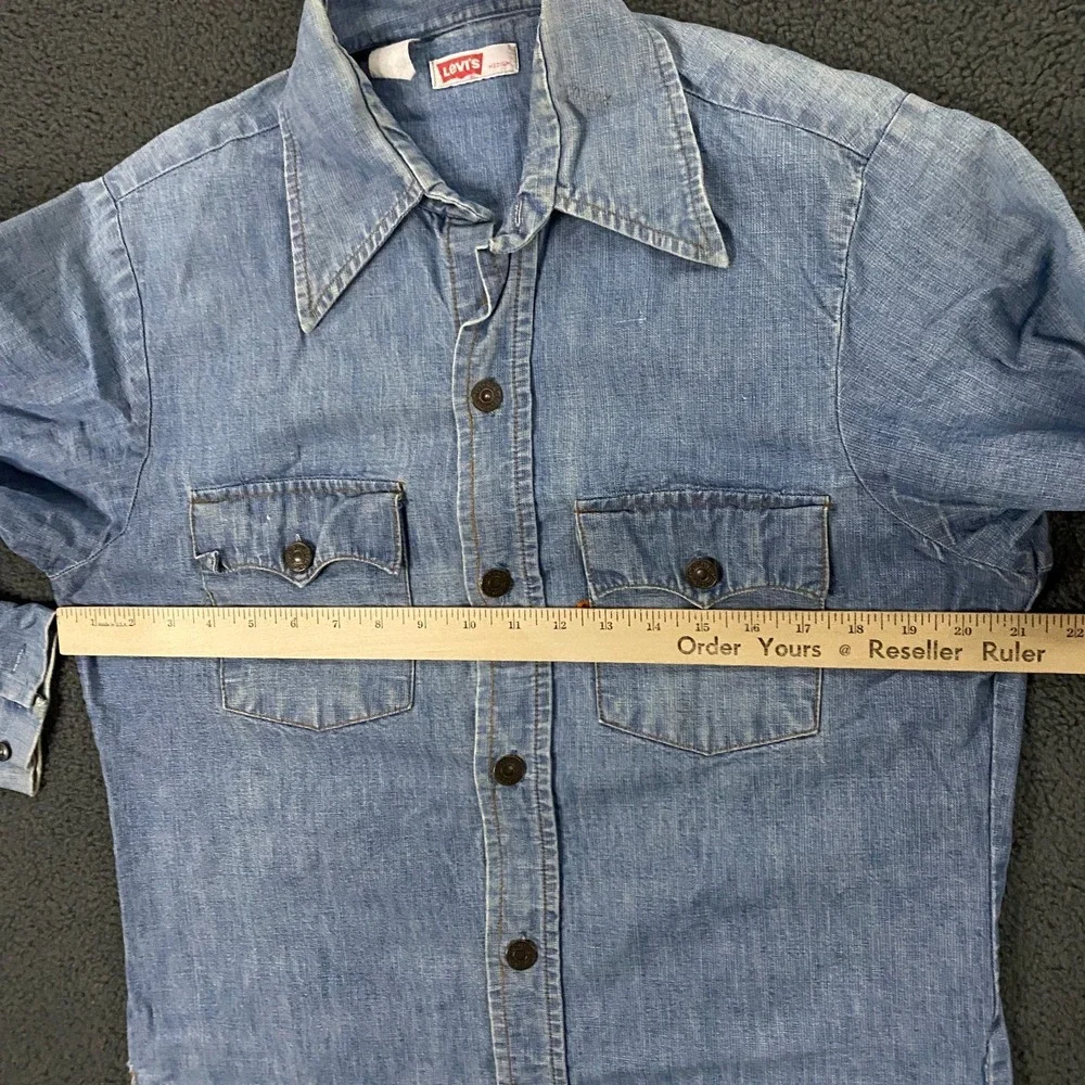 Vintage Levi's Denim Shirt Medium Orange Tab Dagger‎ Collar Western Jean 70s